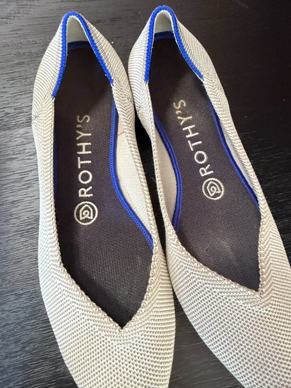 **Rothy’s Pointed-Toe Flats | Women’s Size 7 | Light Gray with Blue Trim** - Picture 2 of 5